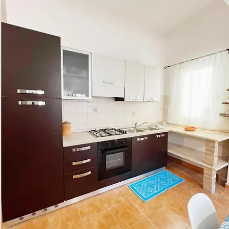 La Pavoncella Apartment *
